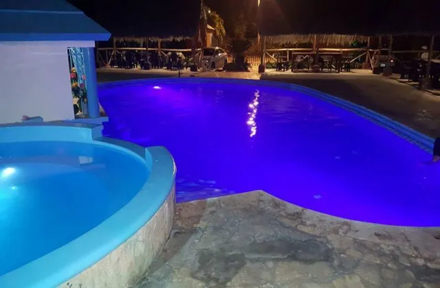 Hotel Isla El Dorado La Romana piscine 1
